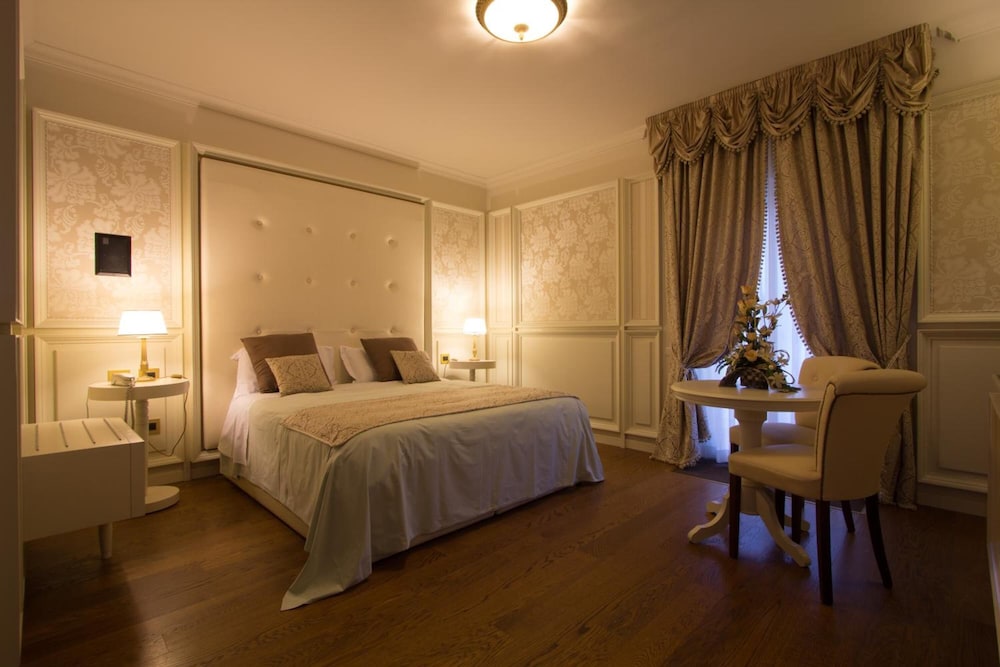 

Bologna - Tindari - Hotel La Rosa Dei Venti