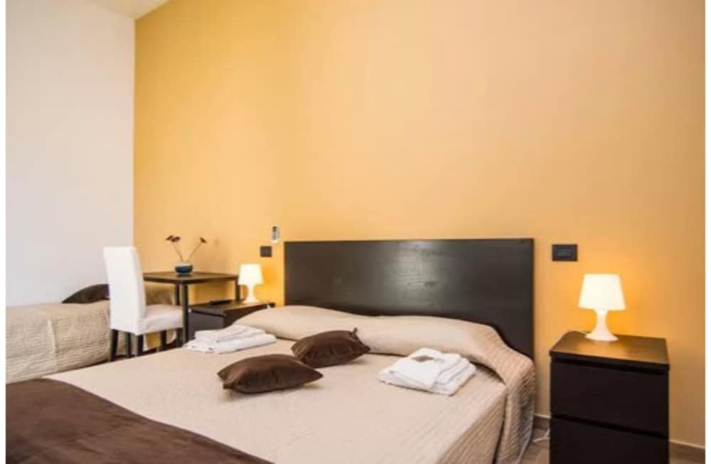 

Milano - Noto Marina - Hotel Noto Marina