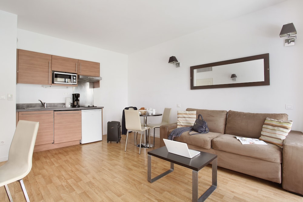 

Bologna - Éze - Odalys City Beausoleil les Hauts de la Principauté