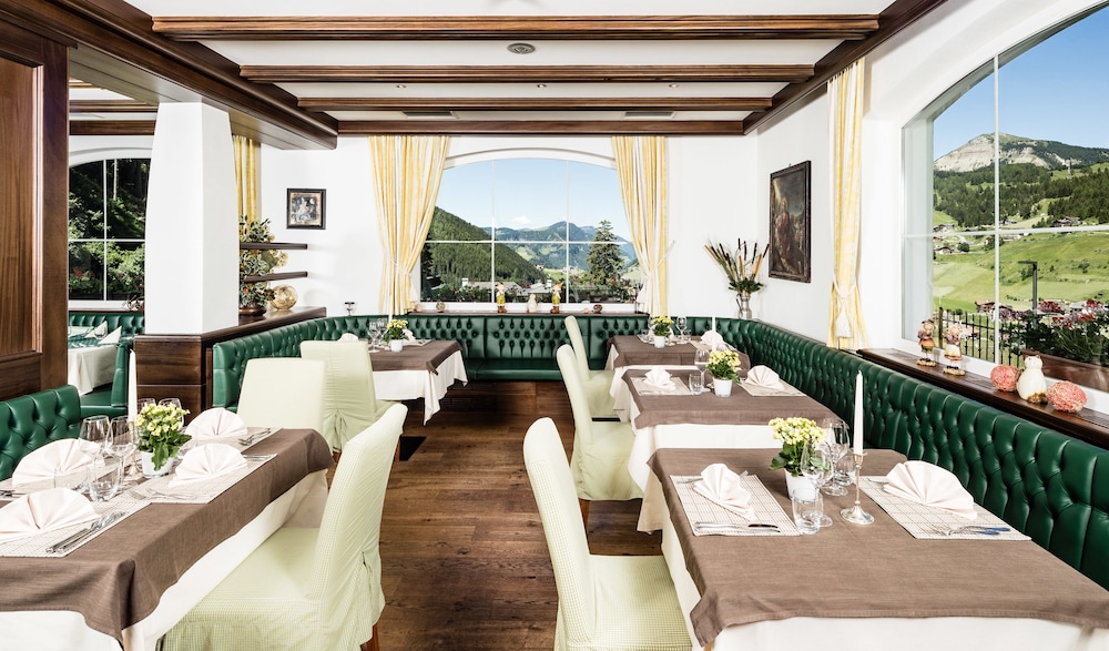 

Napoli - Corvara in Badia - Hotel Continental Dolomites