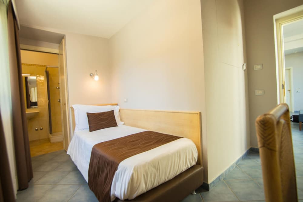 

Milano - Massa Lubrense - Hotel Soleluna