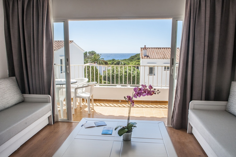 

Milano - Sant Lluis - Naranjos Resort Menorca