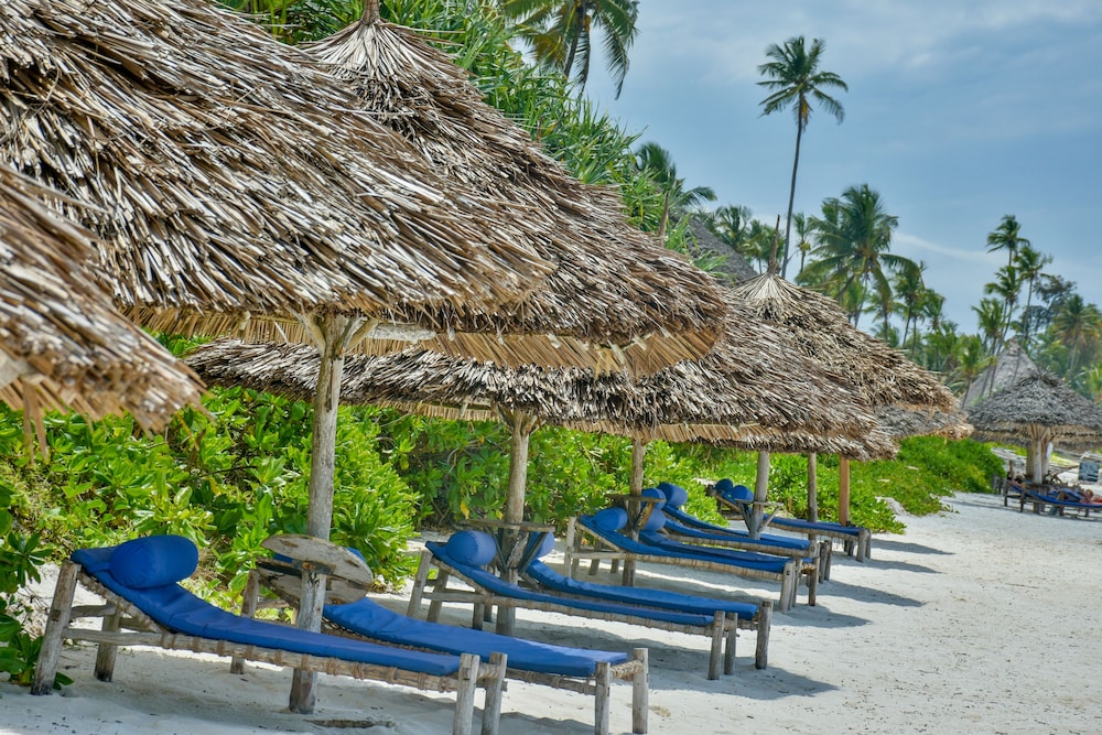 

Napoli - Pwani Mchangani - Kena Beach Hotel