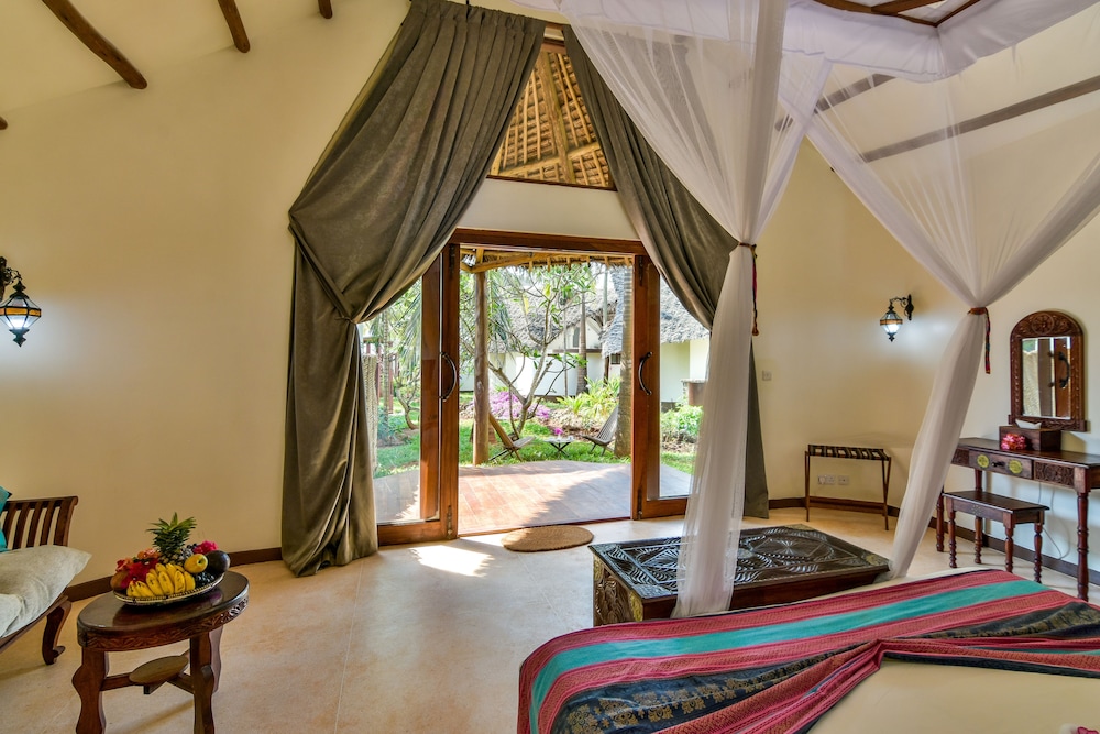 

Napoli - Pwani Mchangani - Kena Beach Hotel