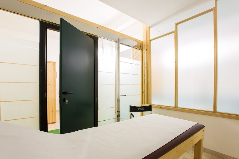

Torino - Vieste - Hotel Mediterraneo