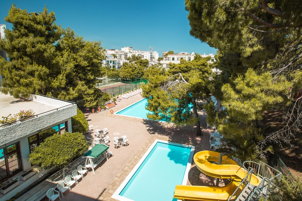 

Venezia - Gargano, Mare Italia - Hotel Mediterraneo