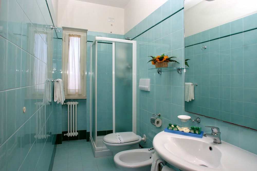 

Genova - Vieste - Oasiclub Hotel