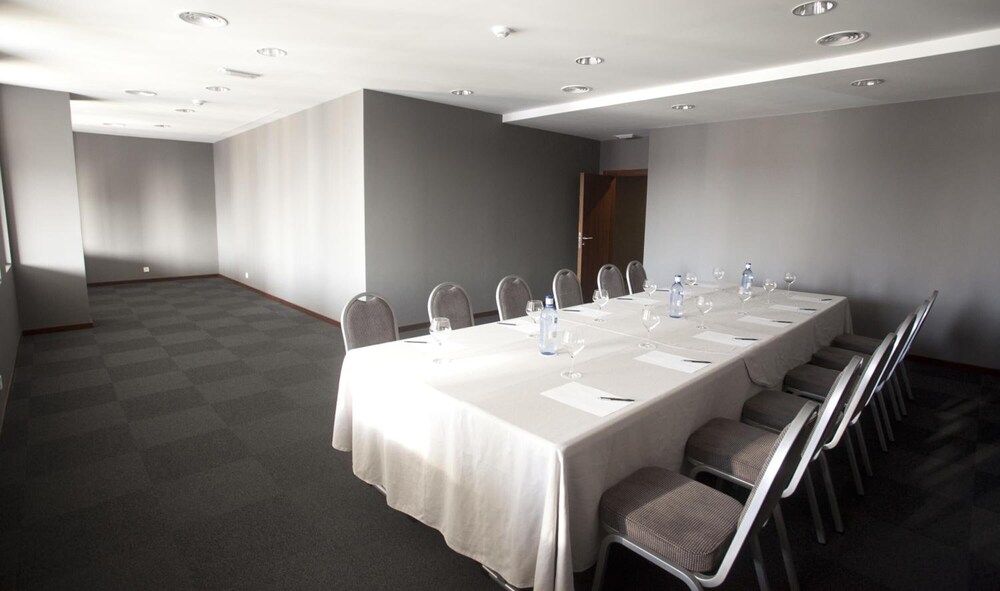 

Milano - Arteixo - Hotel Carris Marineda