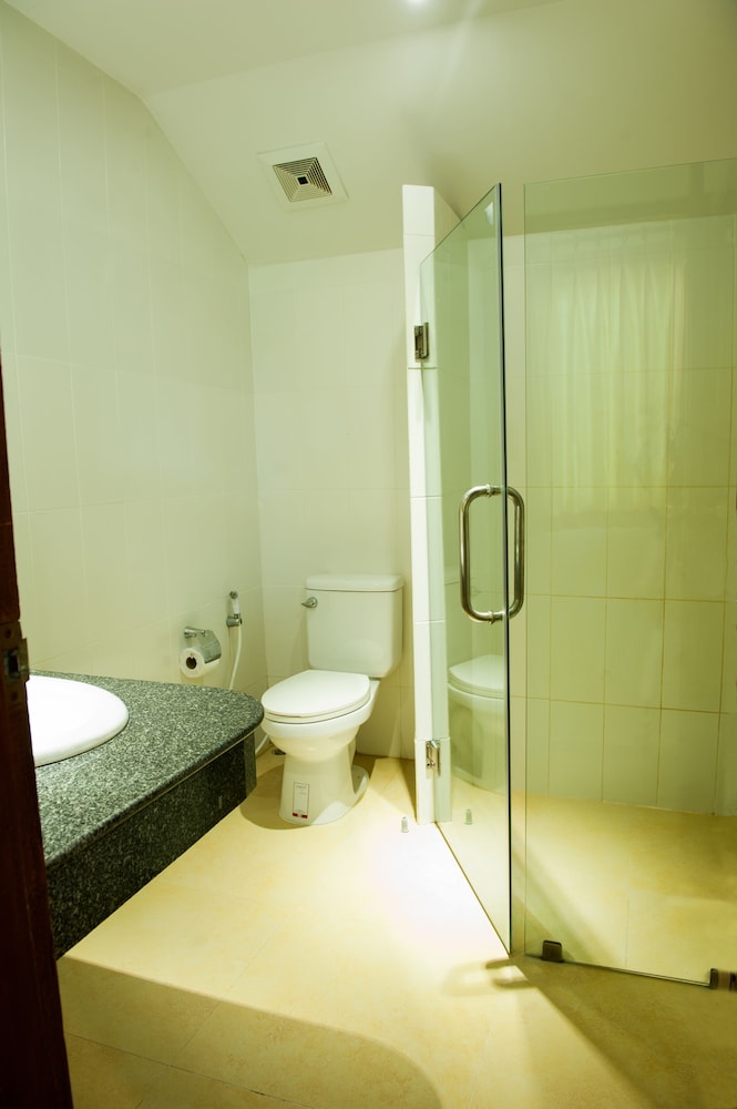 

Roma - Bangrak Beach - Koh Samui - Montien House - SHA Plus
