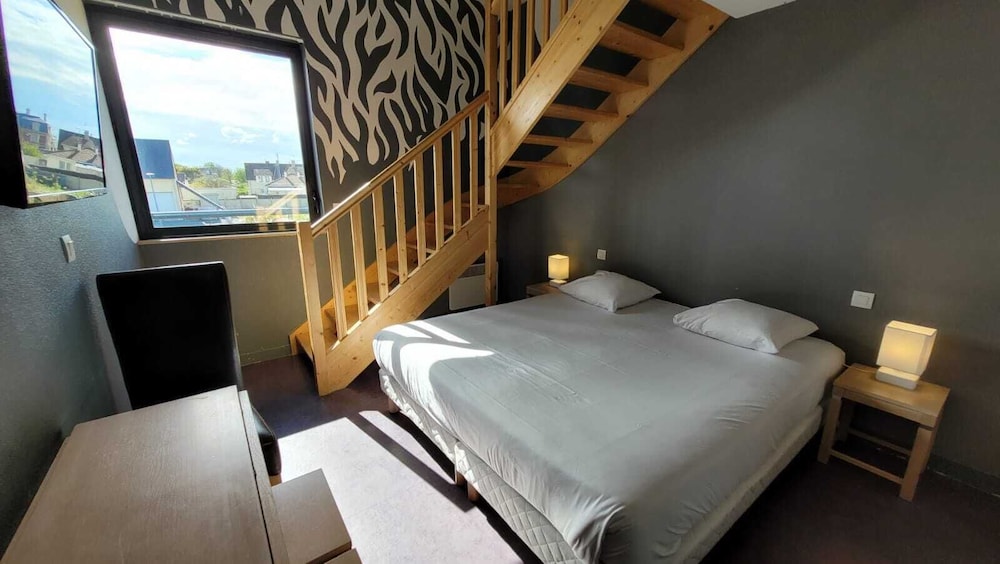 

Trieste - Bayeux - Gold Beach Hotel & RESIDENCE