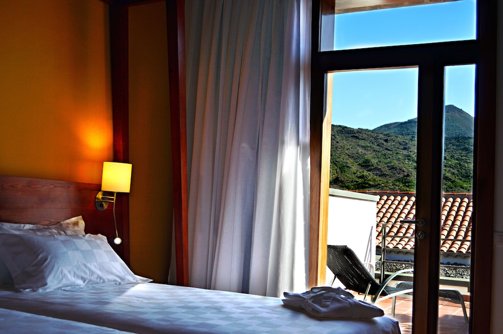 

Ancona - Puerto de Santiago - La Casona del Patio