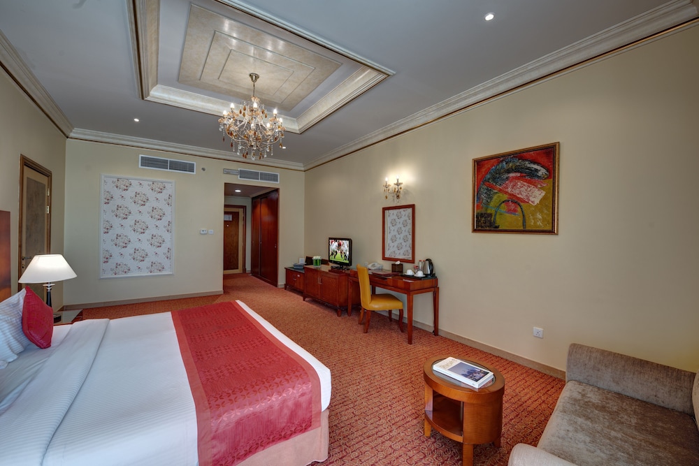 

Venezia - Sharjah - Sahara Beach Resort & Spa