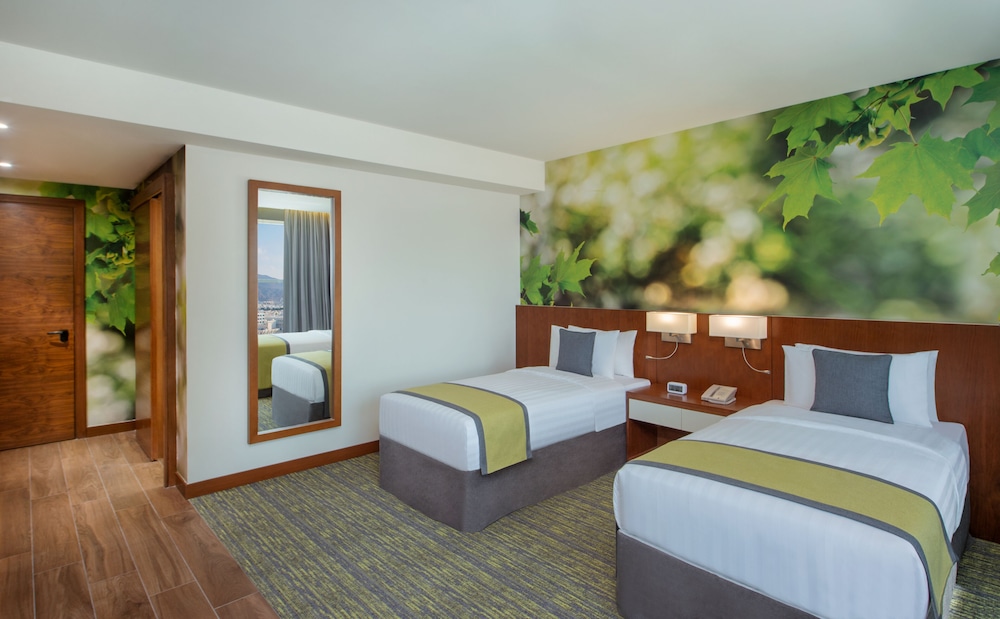 

Milano - Sarūq - Wyndham Garden Muscat Al Khuwair