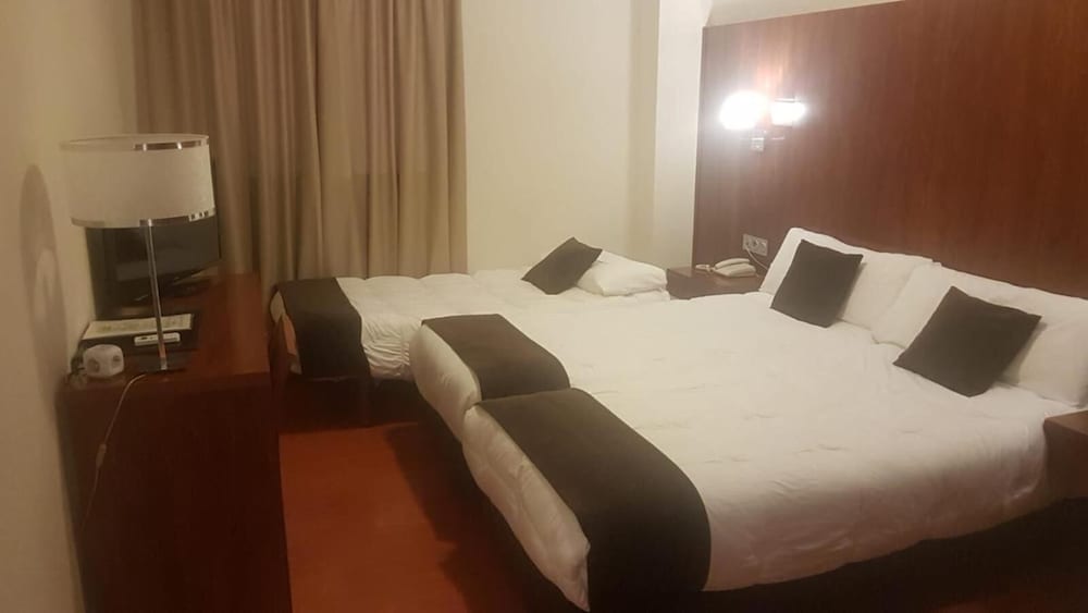

Bari - Huelva - Hotel Sercotel Familia Conde