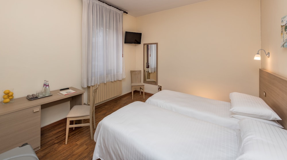

Roma - Abano Terme - Hotel Casa del Pellegrino