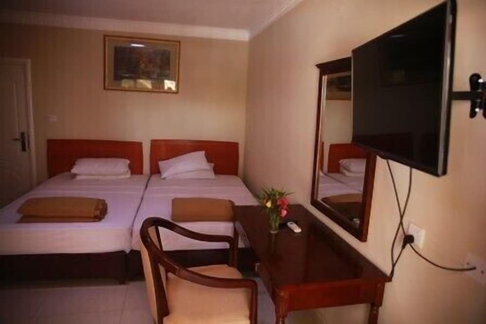 

Milano - Bakau - Mansea Beach Hotel and Resort