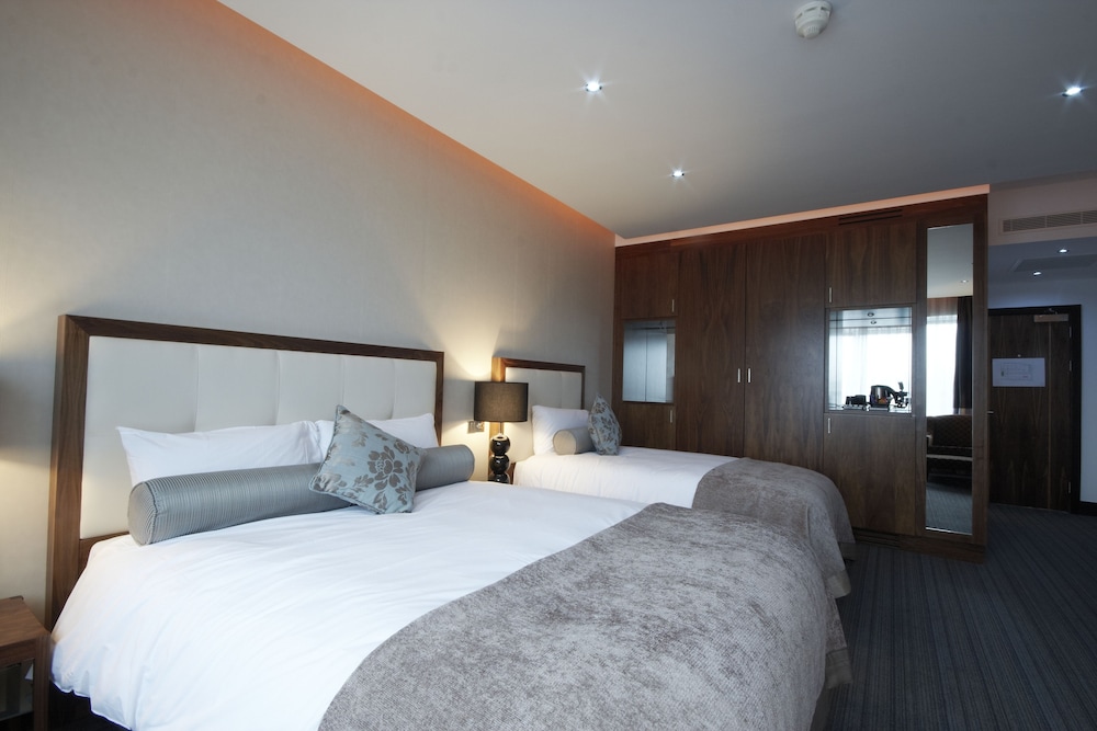

Napoli - Cork - Rochestown Park Hotel & Leisure Centre