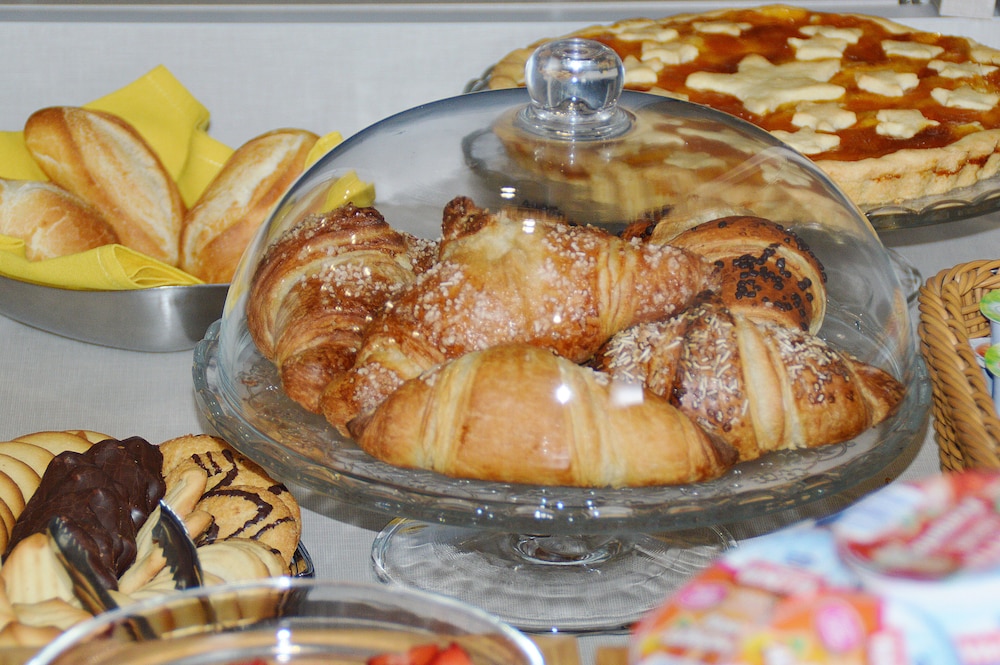 

Milano - Cernobbio - Il Loggiato dei Serviti