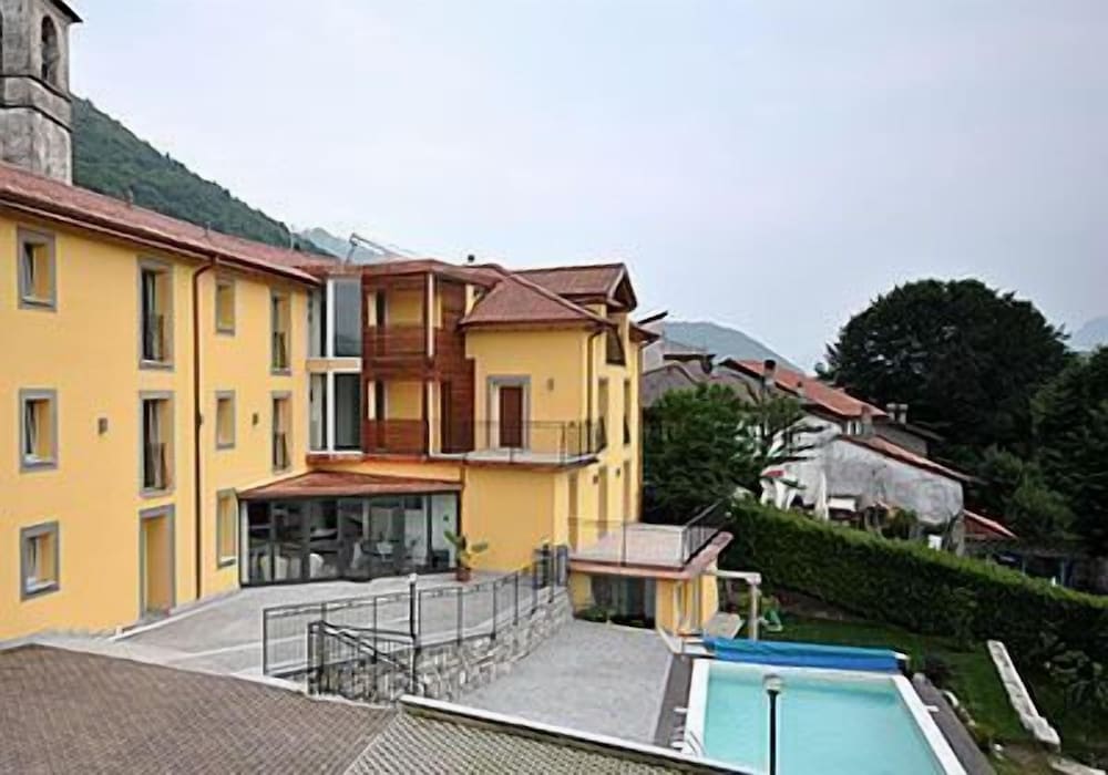 

Milano - Lago di Como, Laghi Italia - Hotel Corte Santa Libera