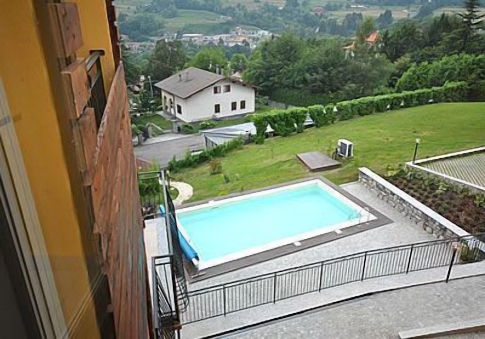 

Roma - Nesso - Hotel Corte Santa Libera