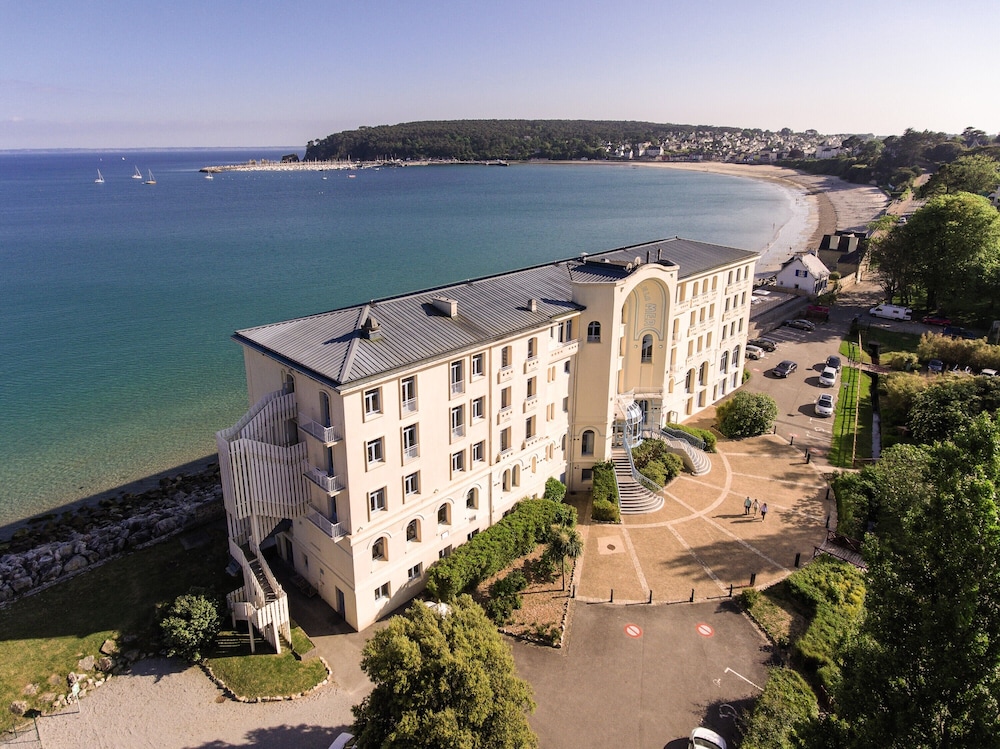 

Roma - Camaret-sur-Mer - Hôtel Morgat Le Grand Hôtel De La Mer