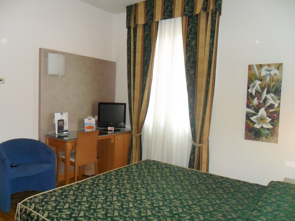 

Palermo - San Donato Milanese - Hotel Riviera