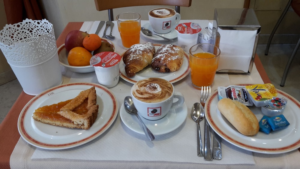 

Palermo - Peschiera Borromeo - Hotel Riviera