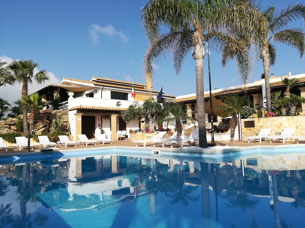 

Roma - Marsala - Villa Carlo Resort