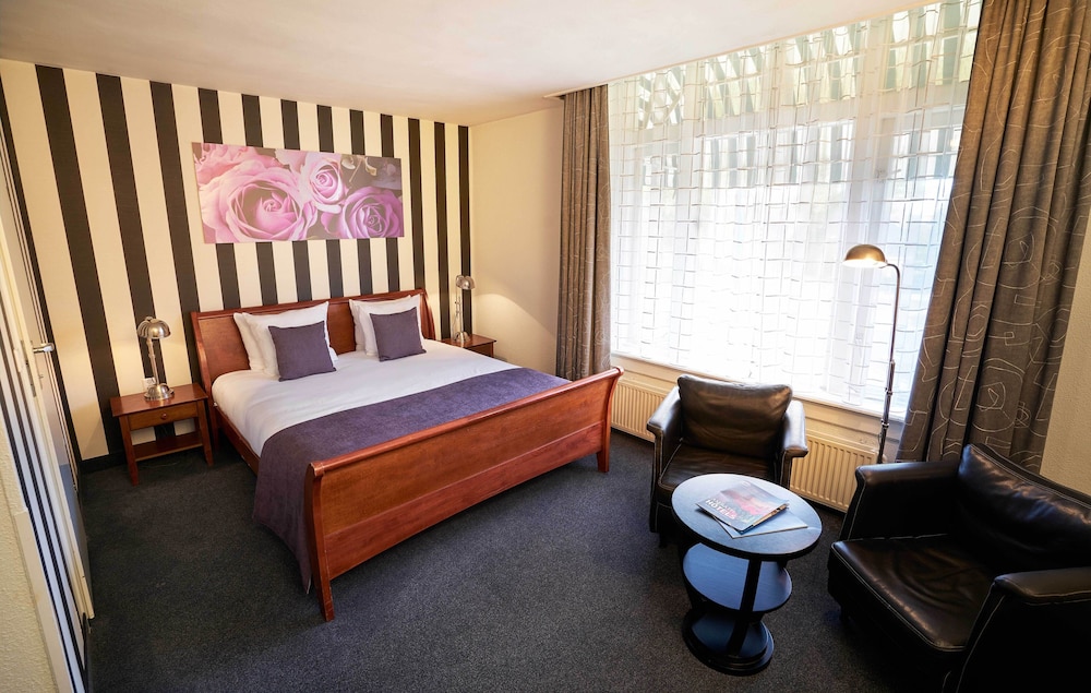 

Napoli - Naarden - Amrâth Hotel Lapershoek Arenapark