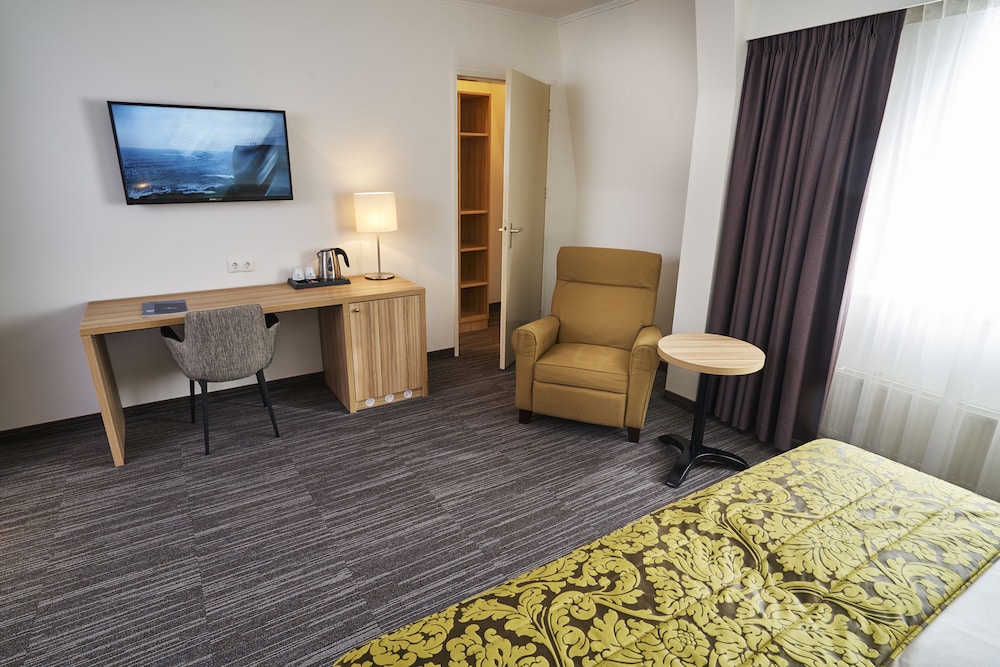 

Milano - Naarden - Amrâth Hotel Lapershoek Arenapark