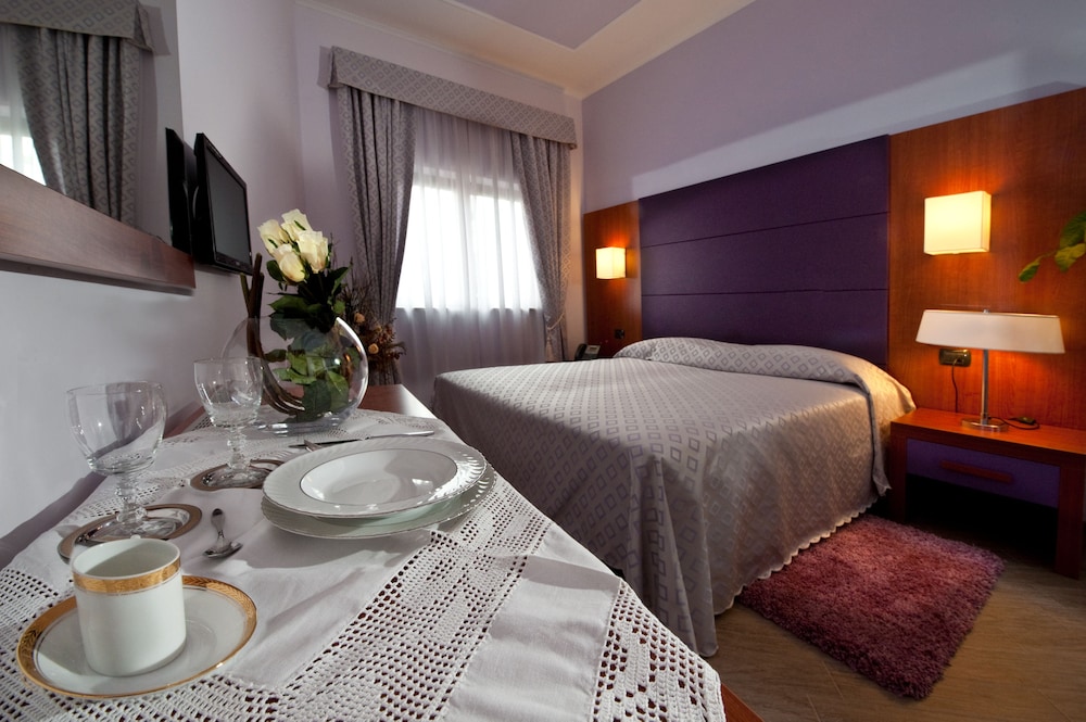 

Milano - Marco Simone - Hotel Roma Tiburtina Metro