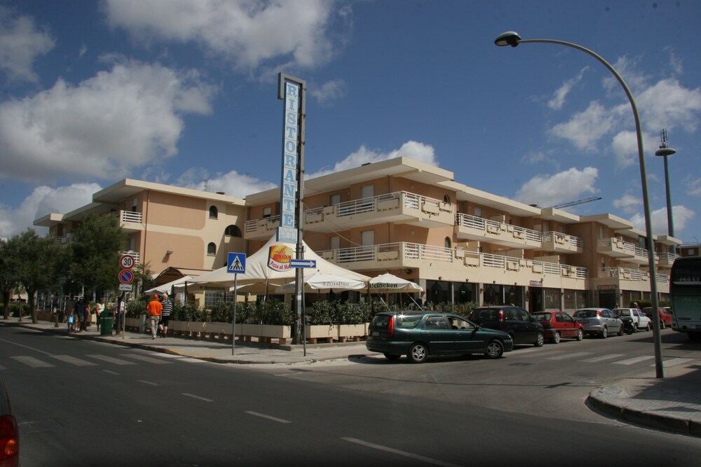 

Venezia - Alghero - Residence Buganvillea