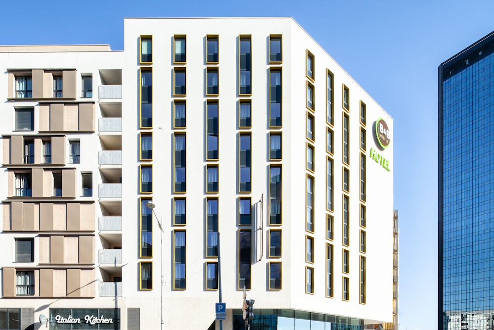 

Cagliari - Le Pré-Saint-Gervais - B&B HOTEL Paris Porte de Bagnolet