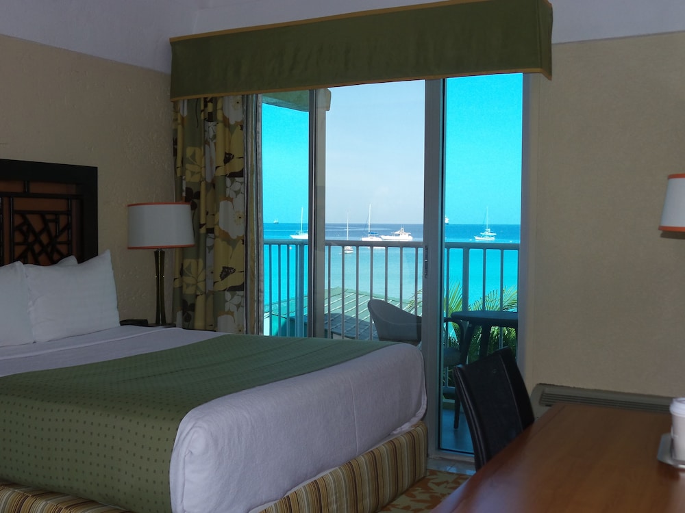 

Catania - Worthing - Radisson Aquatica Resort Barbados