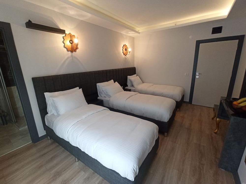 

Bologna - Beylikduzu - Avcılar Garden Hotel
