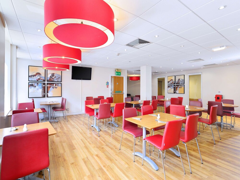 

Brindisi - Aberdeen - Travelodge Aberdeen Central