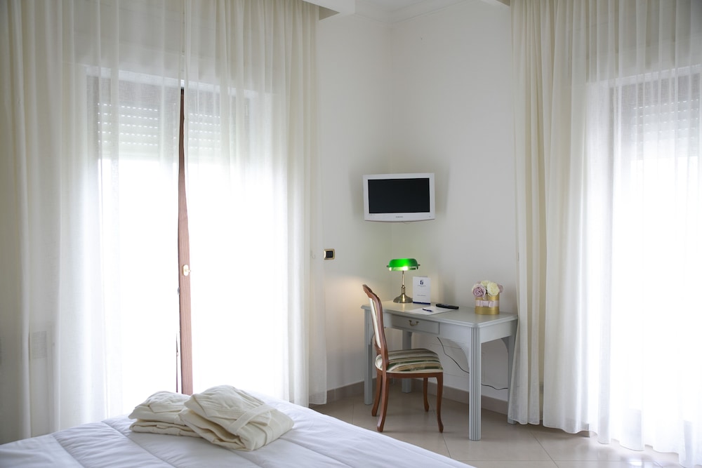 

Torino - Scala - Resort Santangelo & SPA
