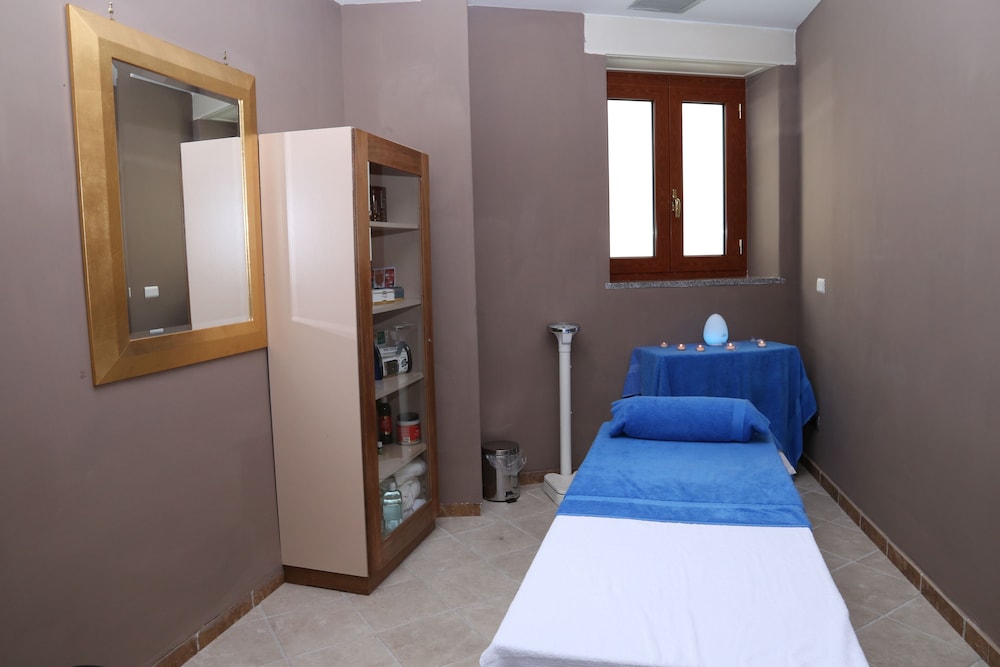 

Verona - Castellammare di Stabia - Resort Sant'Angelo & Spa