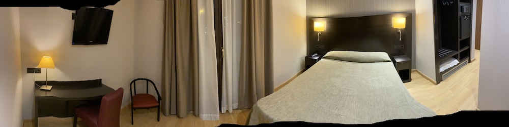 

Roma - Blanes - Petit Palau - Adults Only