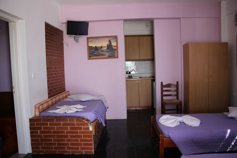 

Palermo - Ios - Skala Sunset Hotel and spa