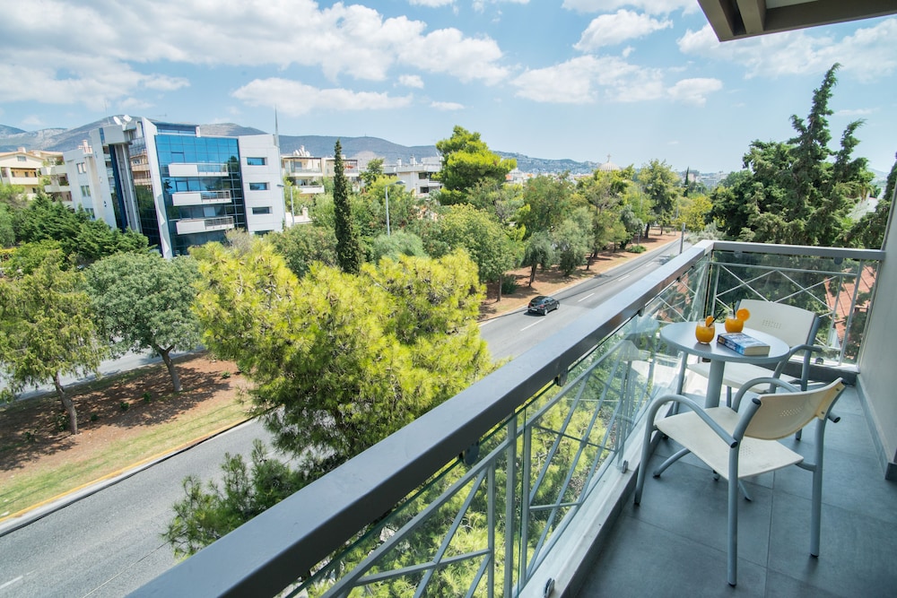 

Roma - Glyfada (Attica) - Hotel Palmyra Beach