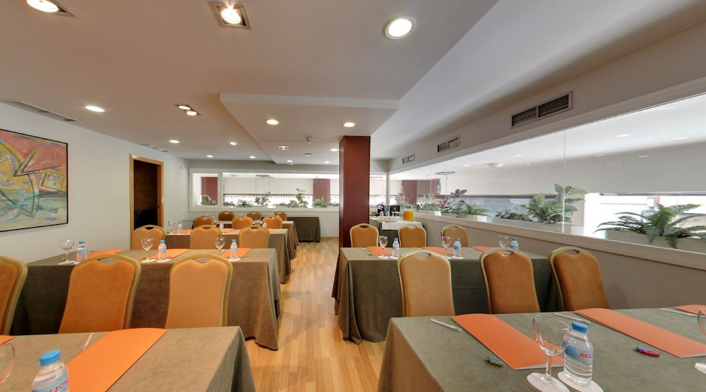 

Roma - Sant Cugat del Vallès - Silken Sant Gervasi