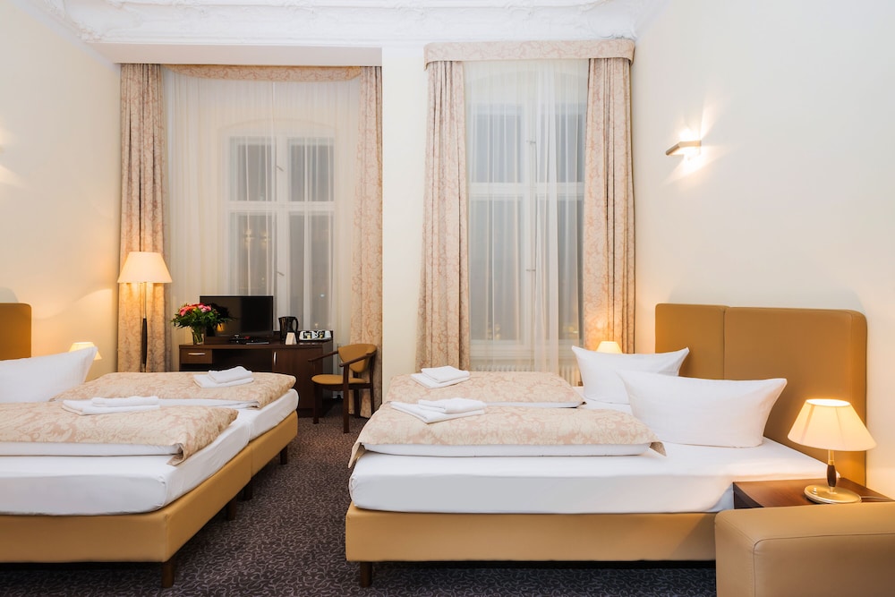 

Catania - Berlino - Upper Room Hotel Kurfürstendamm