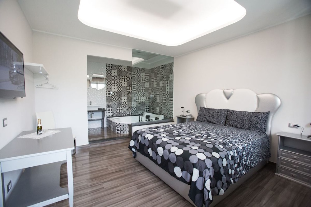 

Torino - Sarno - Hotel la Fenice