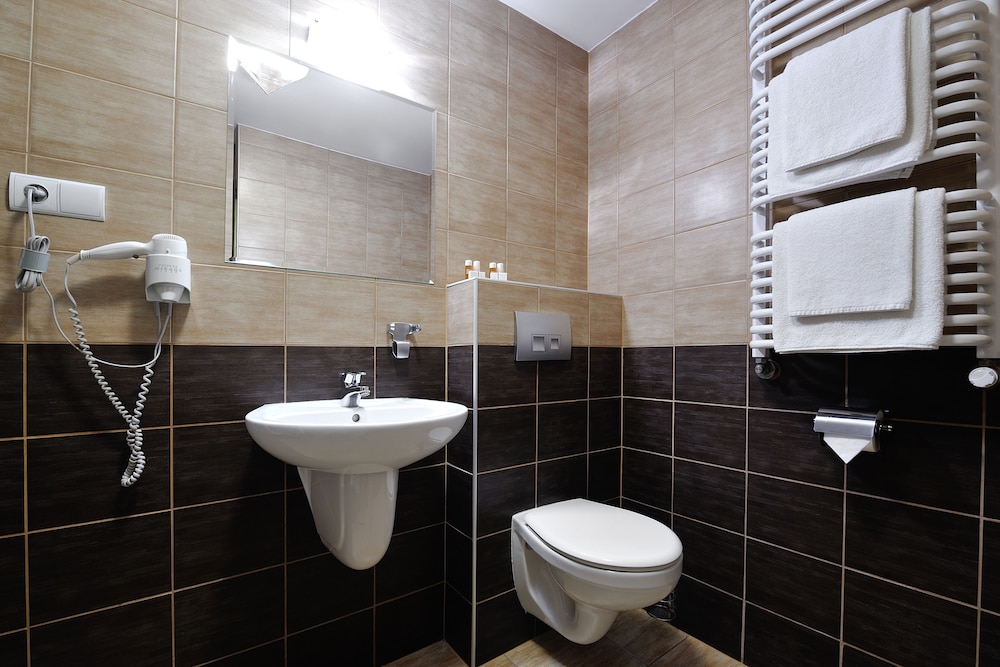 

Catania - Katowice - Hotel Diament Spodek