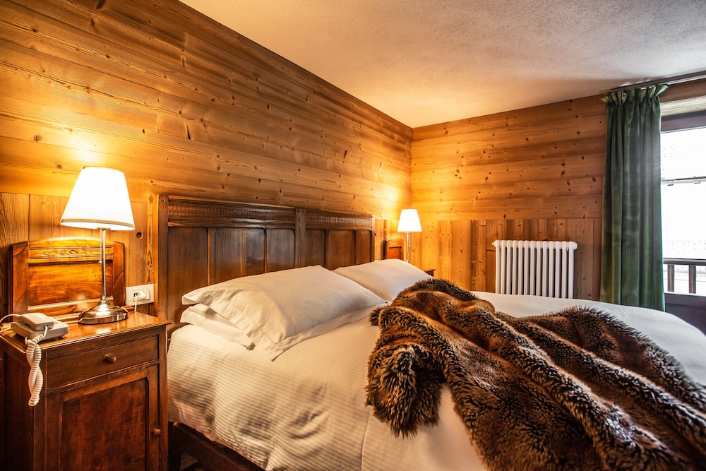 

Roma - Cervinia - Art Hotel Grandes Murailles