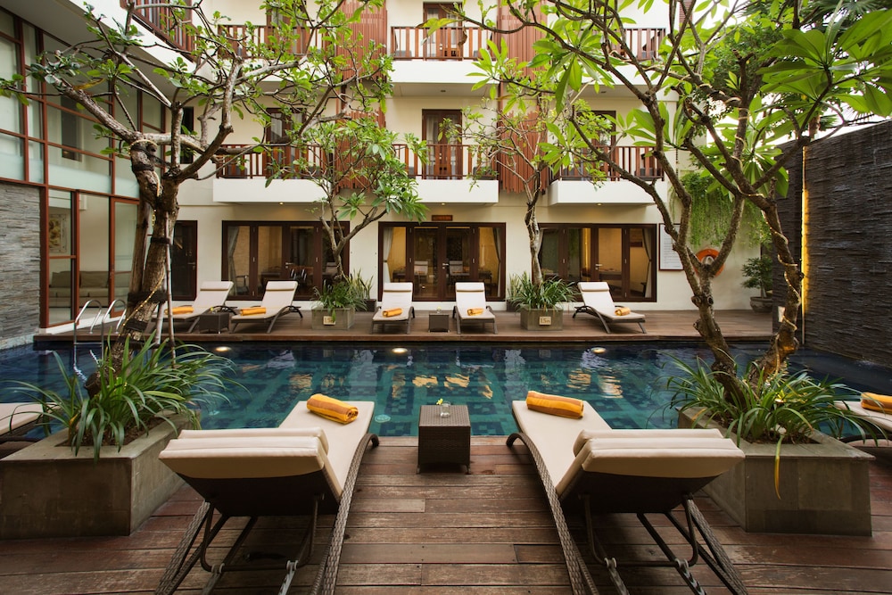 

Venezia - Seminyak - Bali - d'primahotel Seminyak