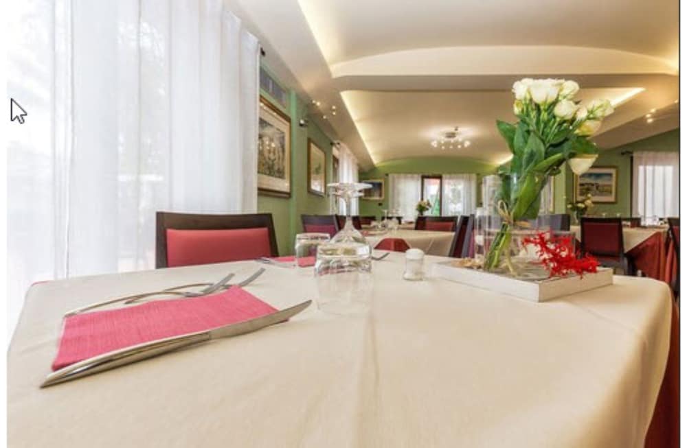 

Trieste - Arbatax - Hotel Santa Maria