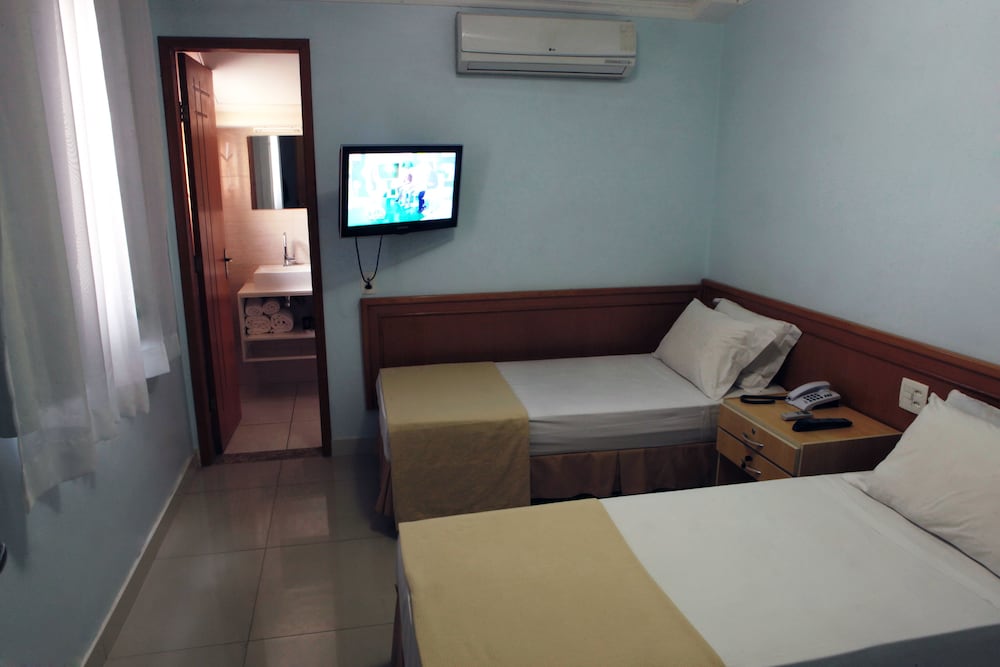 

Napoli - Rio De Janeiro - Pompeu Rio Hotel
