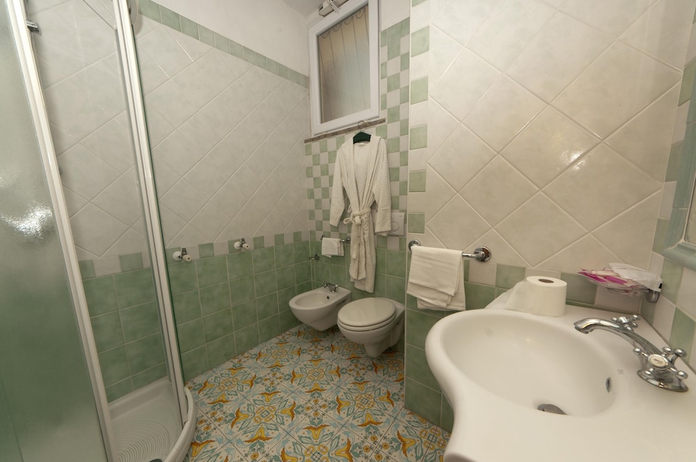 

Roma - Costiera Amalfitana, Mare Italia - Hotel Villa Franca